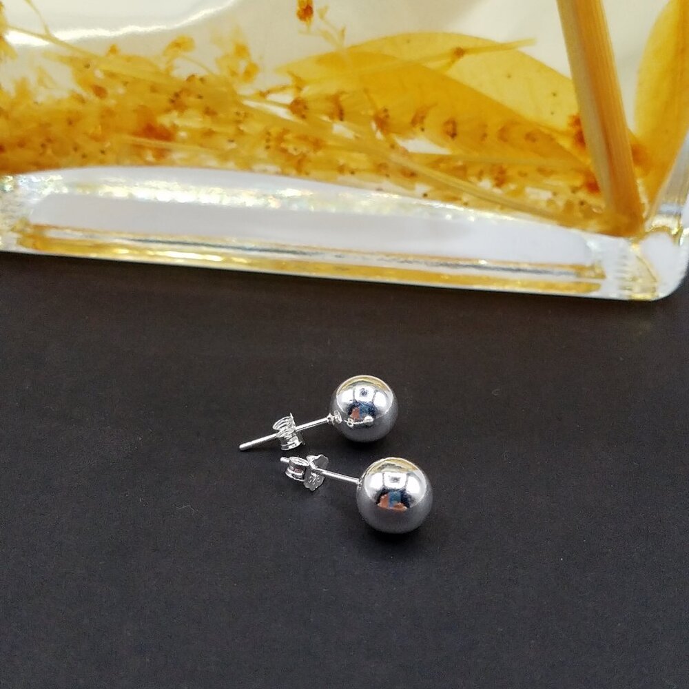 ✨ Sterling Silver Ball Stud Earrings – 9 mm – Brand New!!! ✨